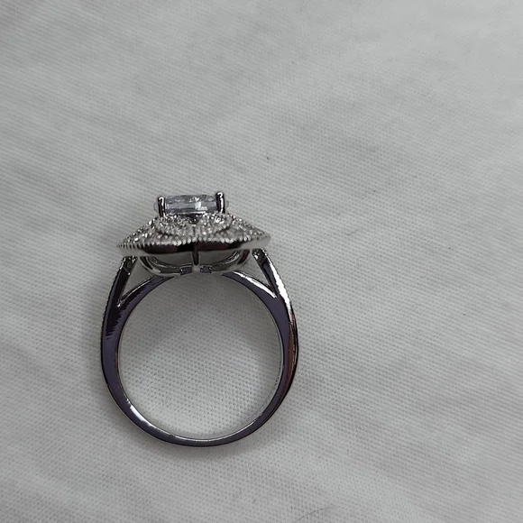 πNWT ART DECO DIAMOND RINGπ - Picture 9 of 10